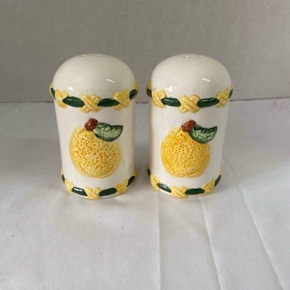 Other - Orange Design Salt & Pepper Set (FH)
